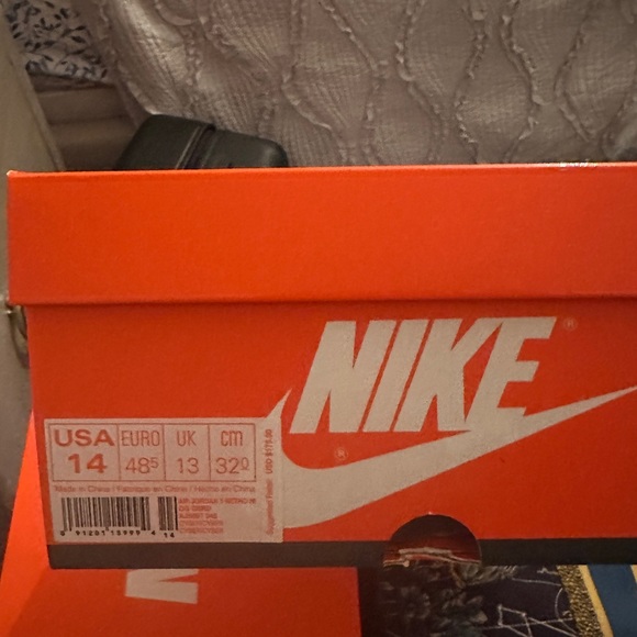 NWT: Jordan 1 Retro High Gatorade Lime color sneakers in size 14 - Picture 8 of 16